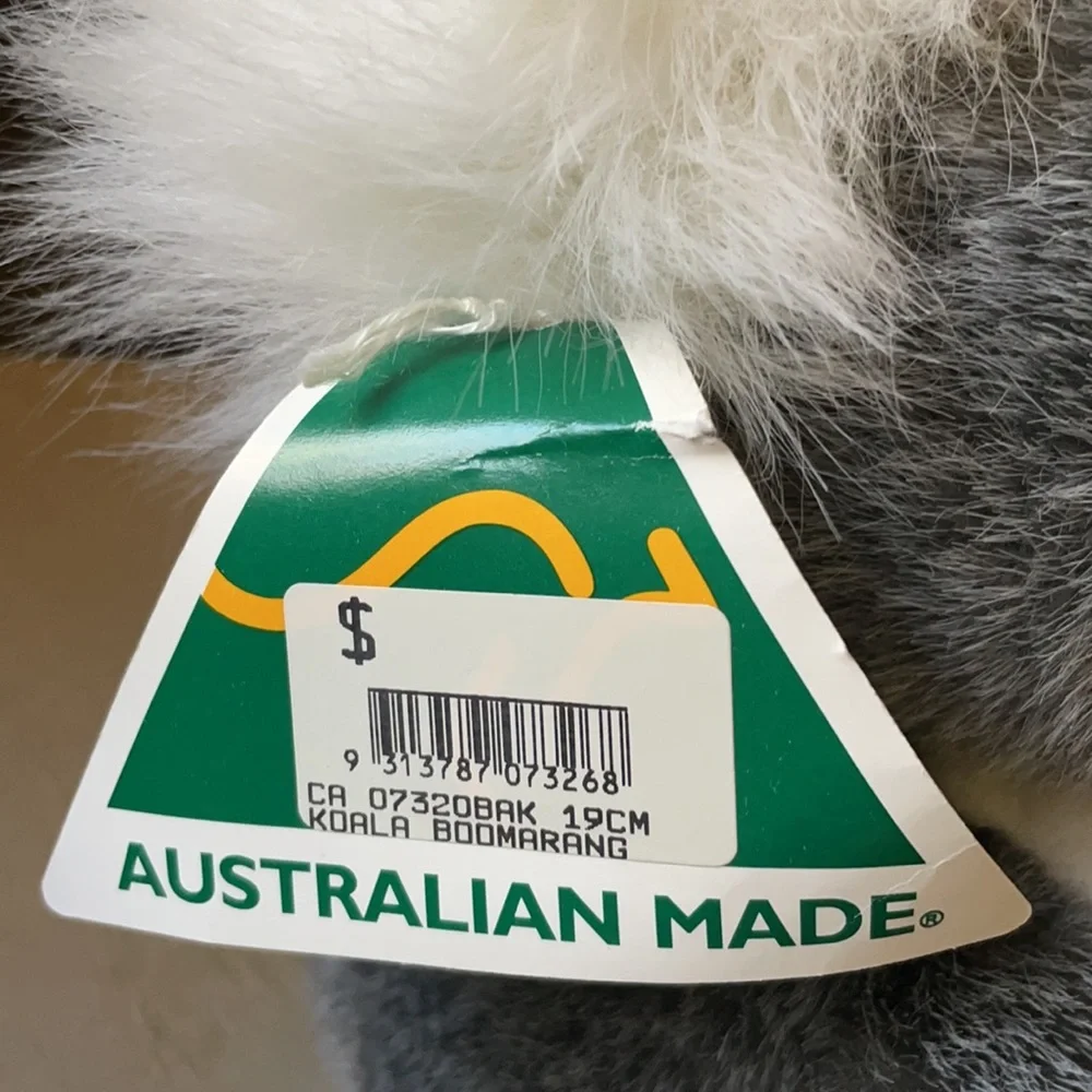 NWT Australian made koala bear with wooden boomerang, artificial fur - Picture 6 of 9